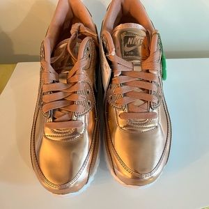 Rose Gold Nike Airmax 90